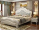 Nowoczesne łóżko tapicerowane, współczesne drewniane meble do domu